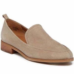 Susina beige suede loafer